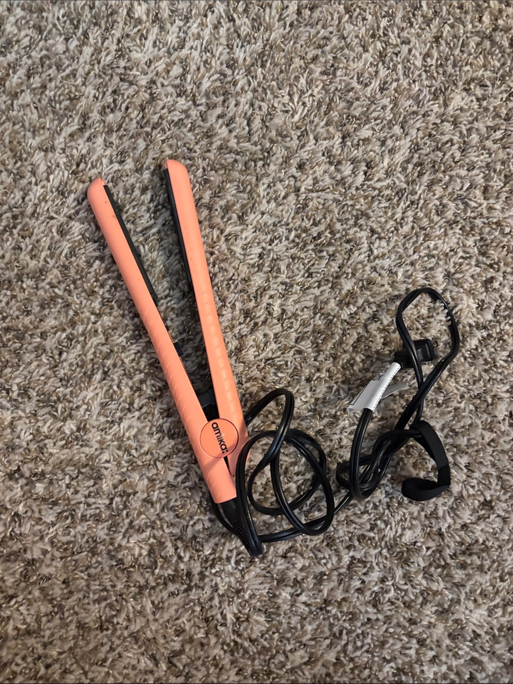 amika Coral Hair Straightener with Black Cord